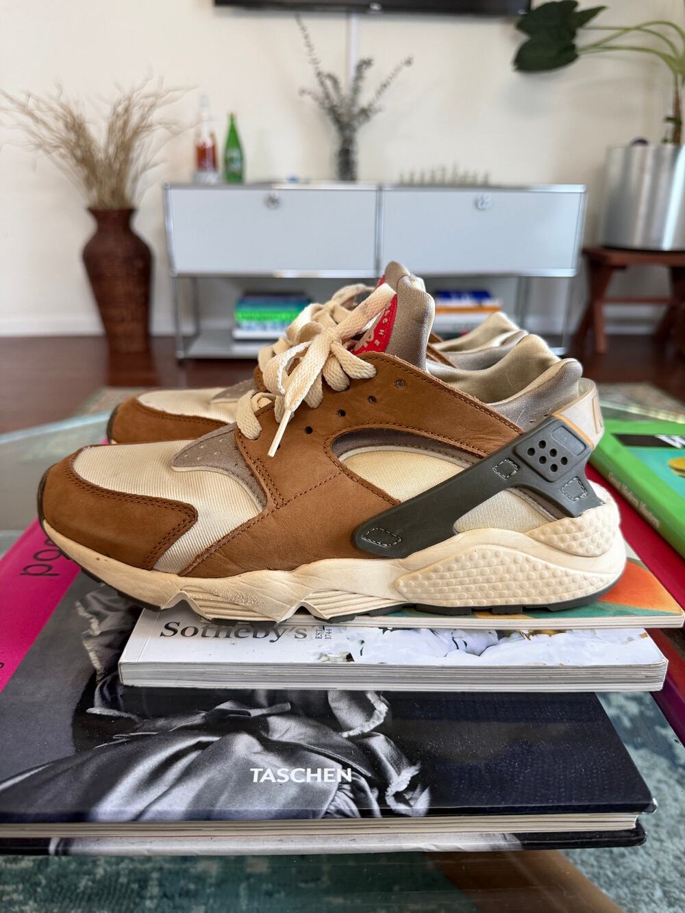 Stussy x Nike Men's Air Huarache LE Desert Oak 2021